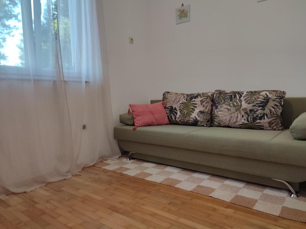 Apartment Mimi Opric エクステリア 写真